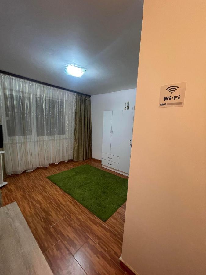 One Room Apartment Ptm Bucarest Extérieur photo